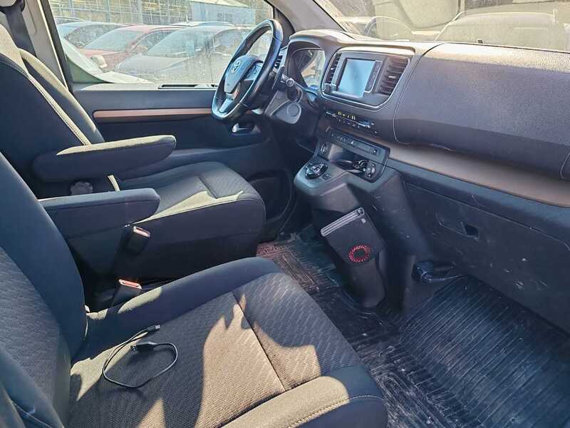 Toyota Proace Verso vaihtoauto