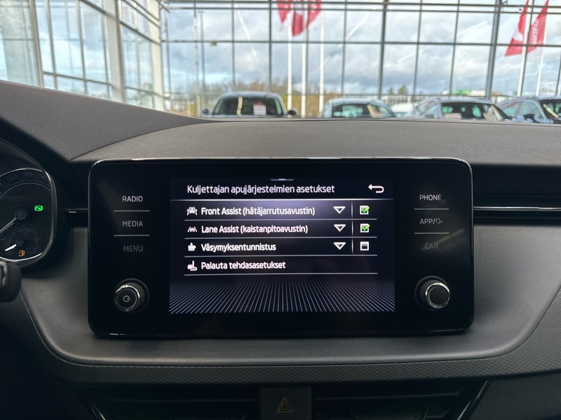 Skoda Kamiq vaihtoauto