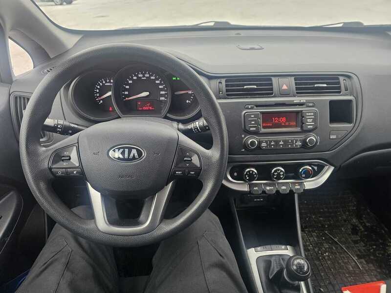 Kia Rio vaihtoauto