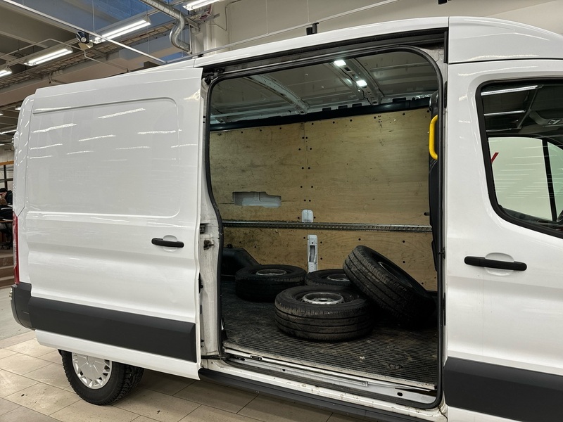 Ford Transit vaihtoauto