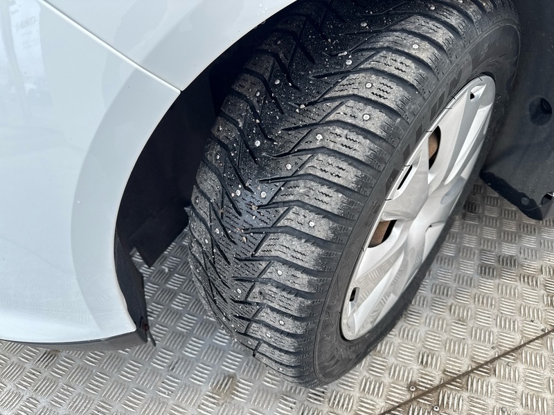 Ford C-MAX vaihtoauto