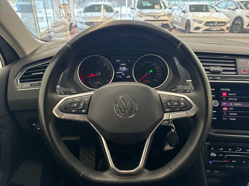 Volkswagen Tiguan vaihtoauto