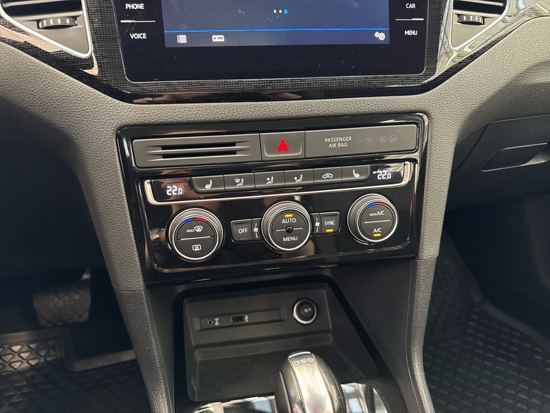 Volkswagen Golf Sportsvan vaihtoauto