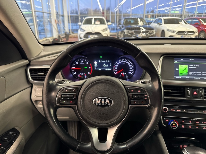 Kia Optima vaihtoauto