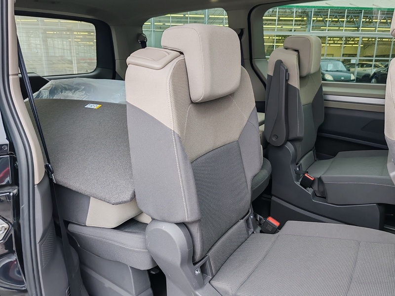 Volkswagen Multivan vaihtoauto