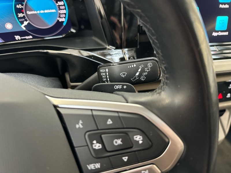 Volkswagen Multivan vaihtoauto