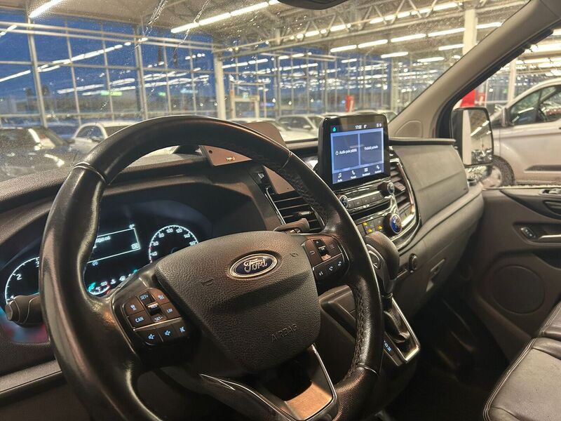 Ford Transit Custom vaihtoauto