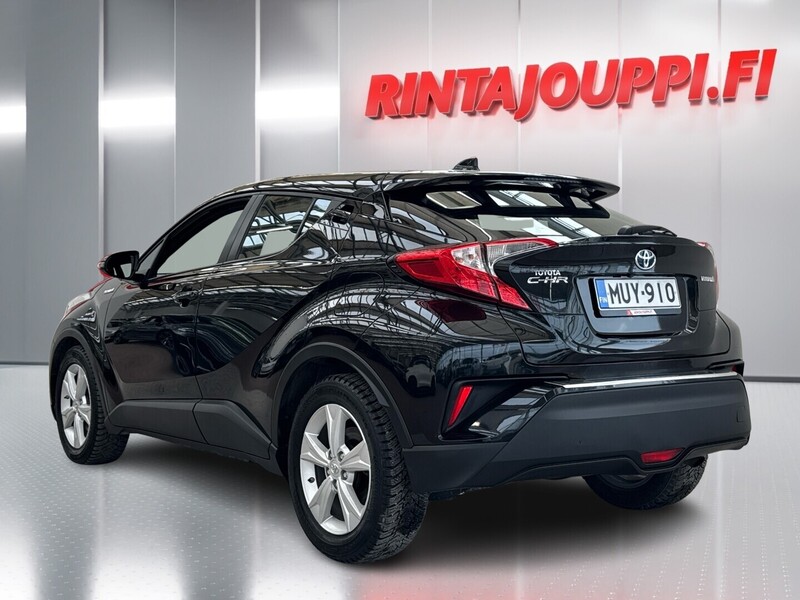 Toyota C-HR vaihtoauto