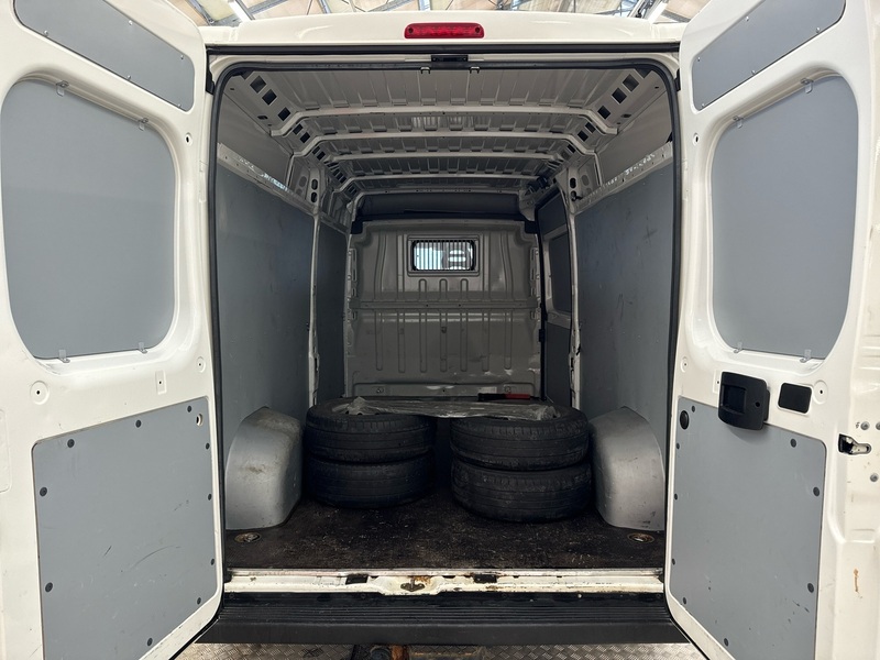 Peugeot Boxer vaihtoauto