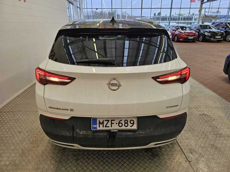 Opel Grandland X vaihtoauto
