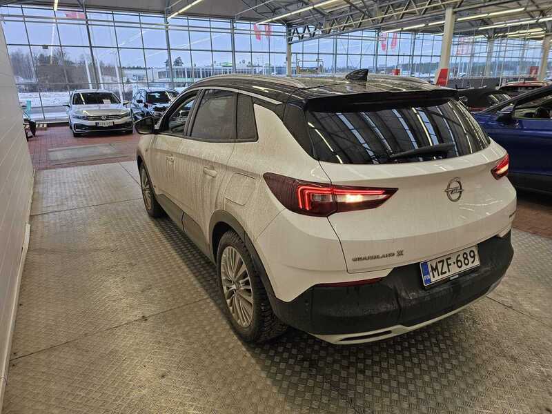 Opel Grandland X vaihtoauto