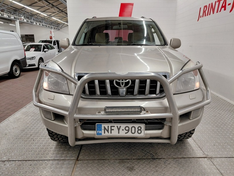 Toyota Land Cruiser vaihtoauto