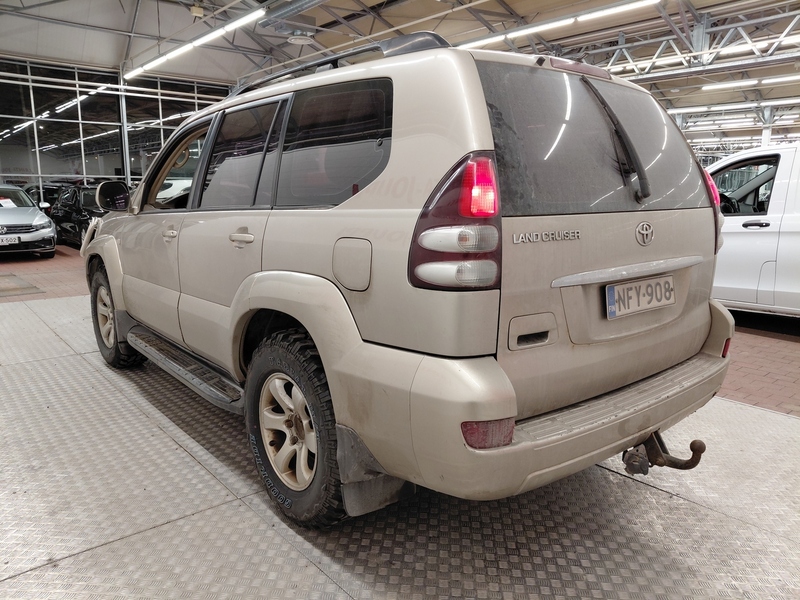 Toyota Land Cruiser vaihtoauto
