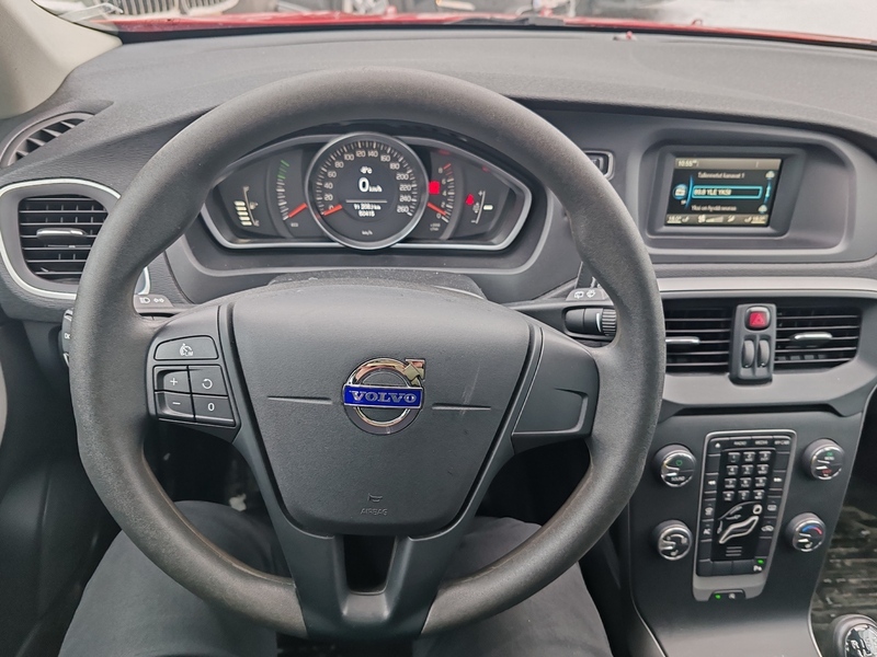 Volvo V40 vaihtoauto