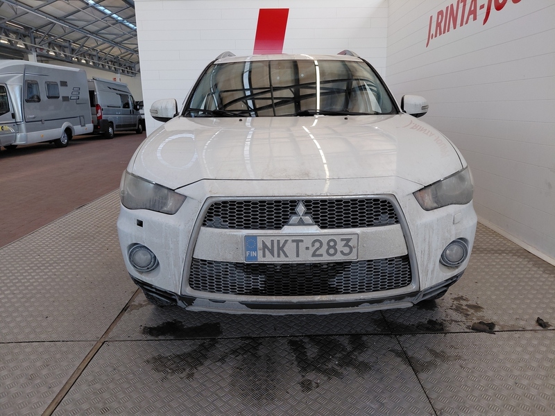 Mitsubishi Outlander vaihtoauto