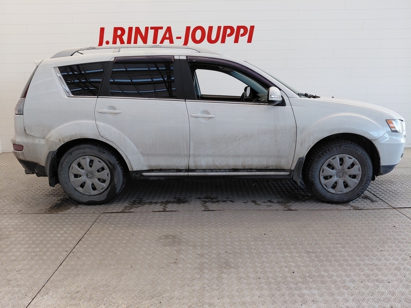 Mitsubishi Outlander vaihtoauto