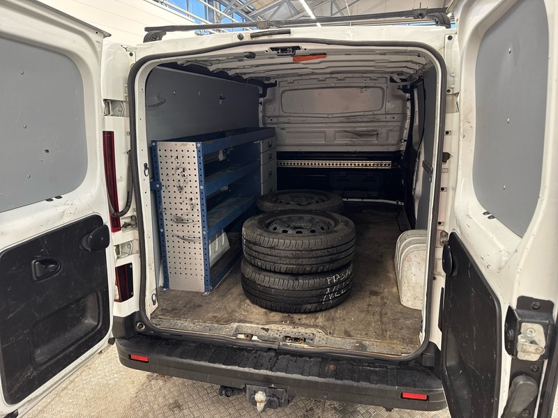 Nissan NV300 vaihtoauto