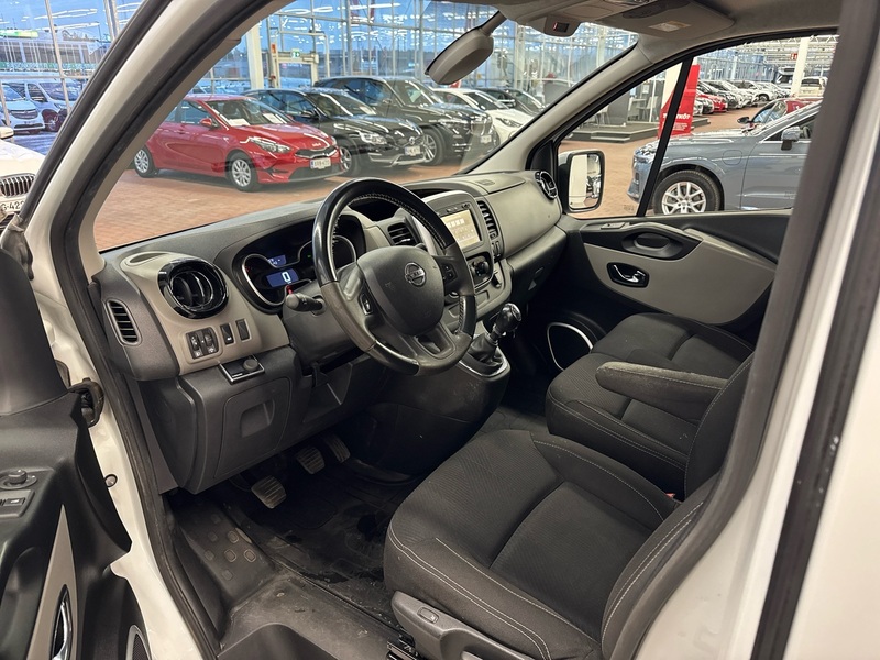 Nissan NV300 vaihtoauto