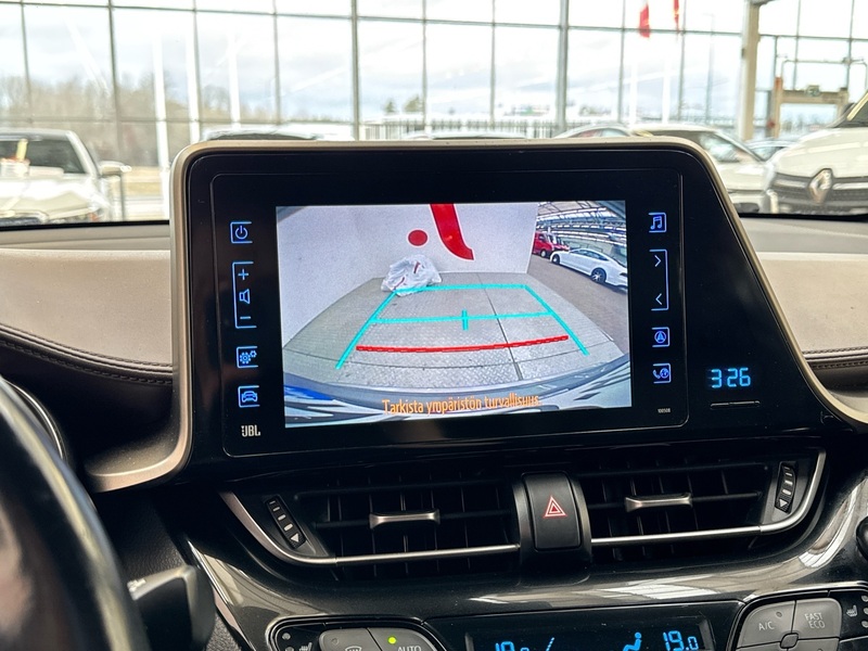 Toyota C-HR vaihtoauto