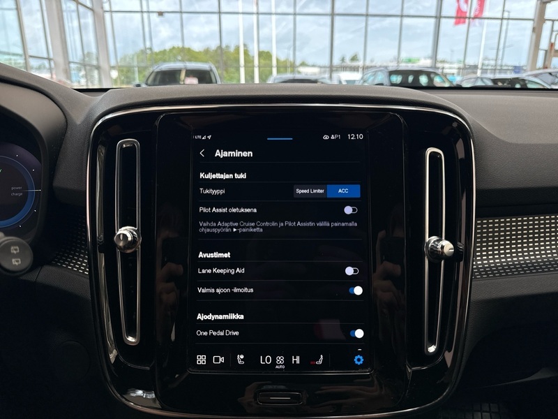 Volvo XC40 vaihtoauto