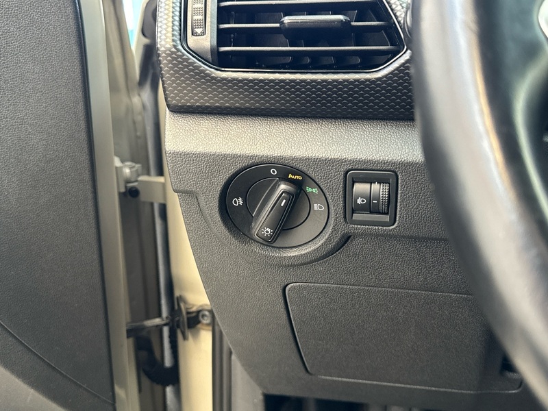 Volkswagen T-Cross vaihtoauto