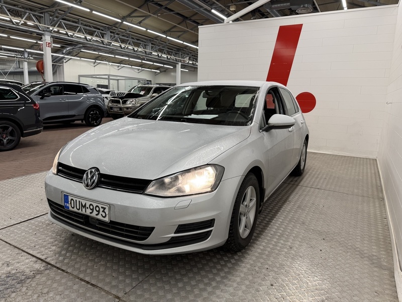 Volkswagen Golf vaihtoauto