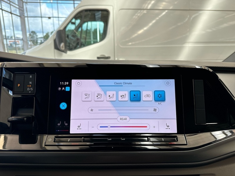 Volkswagen Multivan vaihtoauto