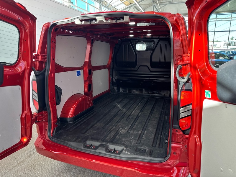 Ford Transit Custom vaihtoauto