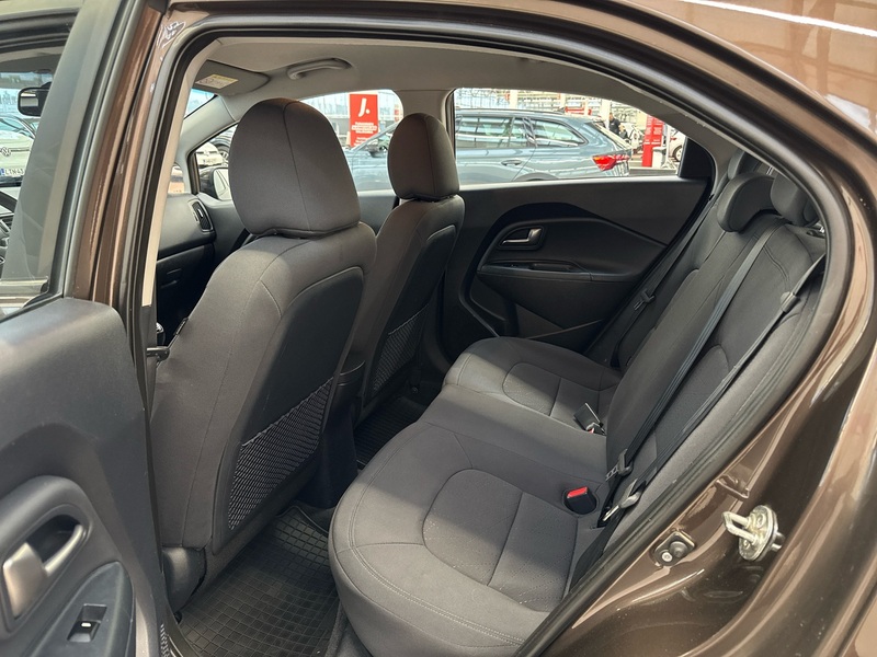 Kia Rio vaihtoauto
