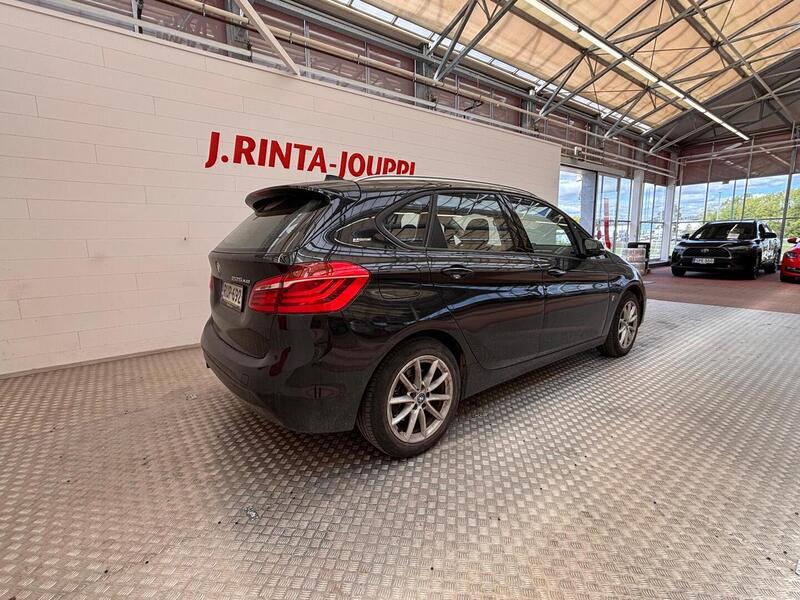 BMW 225 vaihtoauto