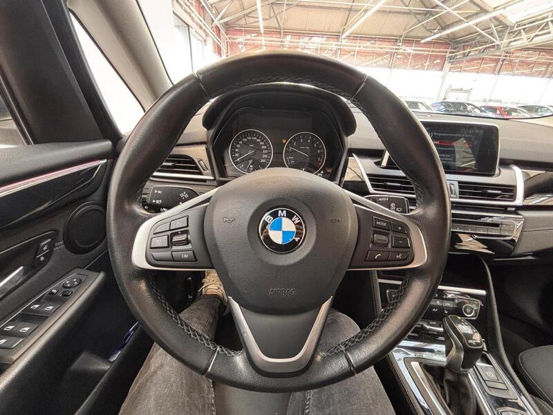 BMW 225 vaihtoauto