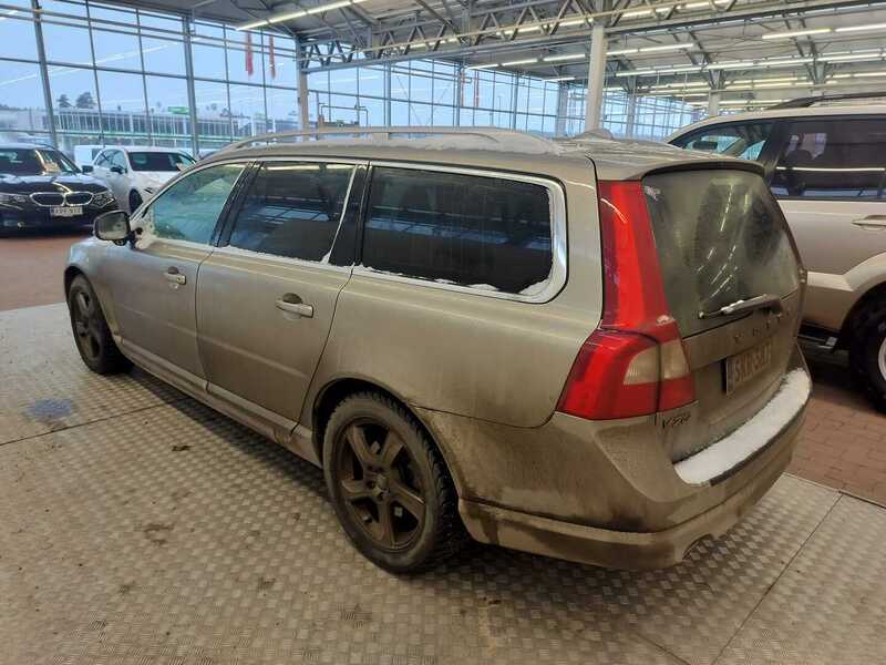 Volvo V70 vaihtoauto