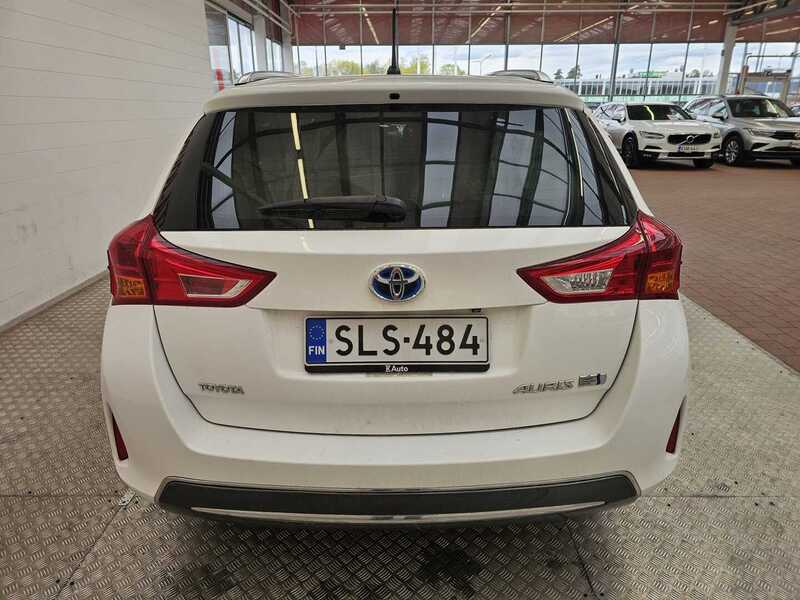 Toyota Auris vaihtoauto