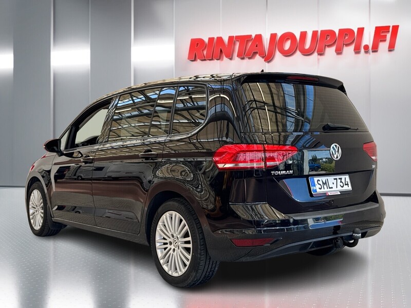 Volkswagen Touran vaihtoauto