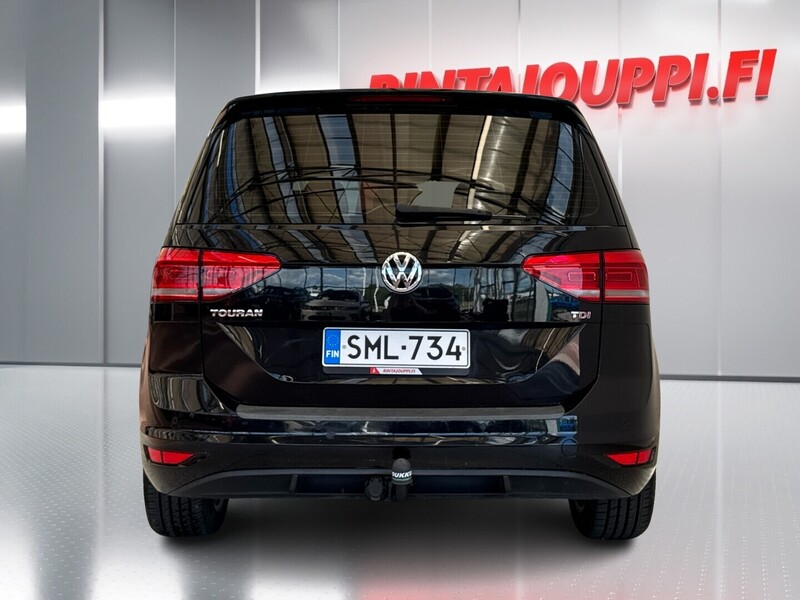 Volkswagen Touran vaihtoauto