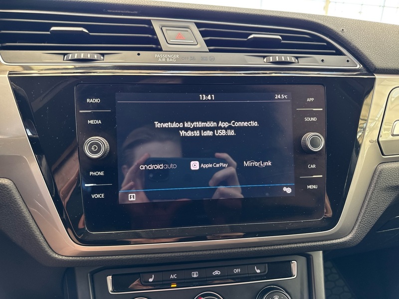 Volkswagen Touran vaihtoauto