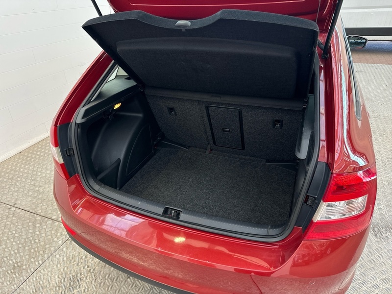 Skoda Rapid vaihtoauto