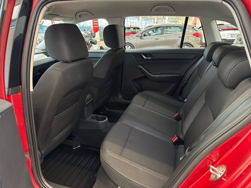 Skoda Rapid vaihtoauto