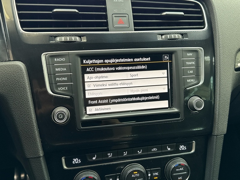 Volkswagen Golf vaihtoauto
