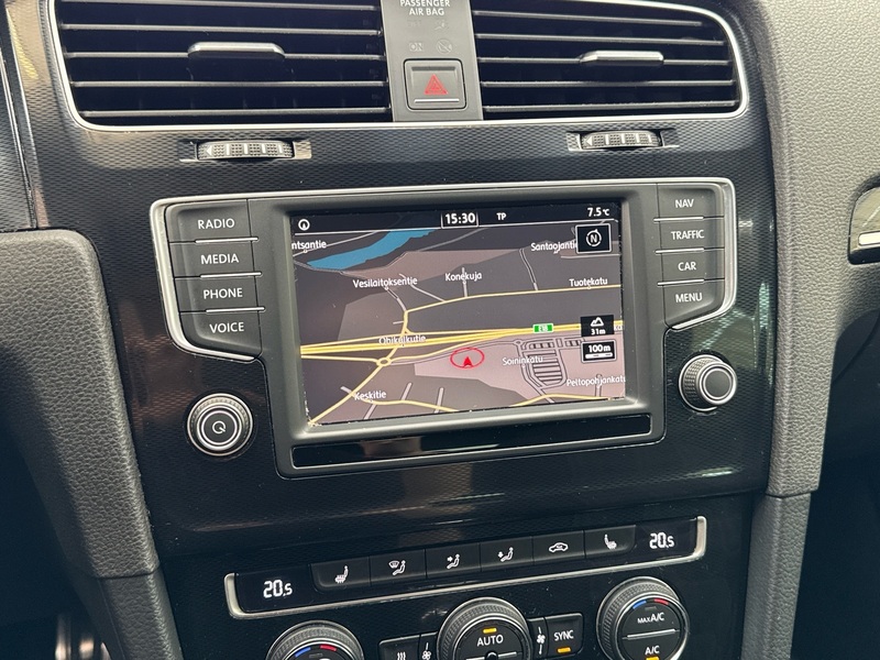 Volkswagen Golf vaihtoauto