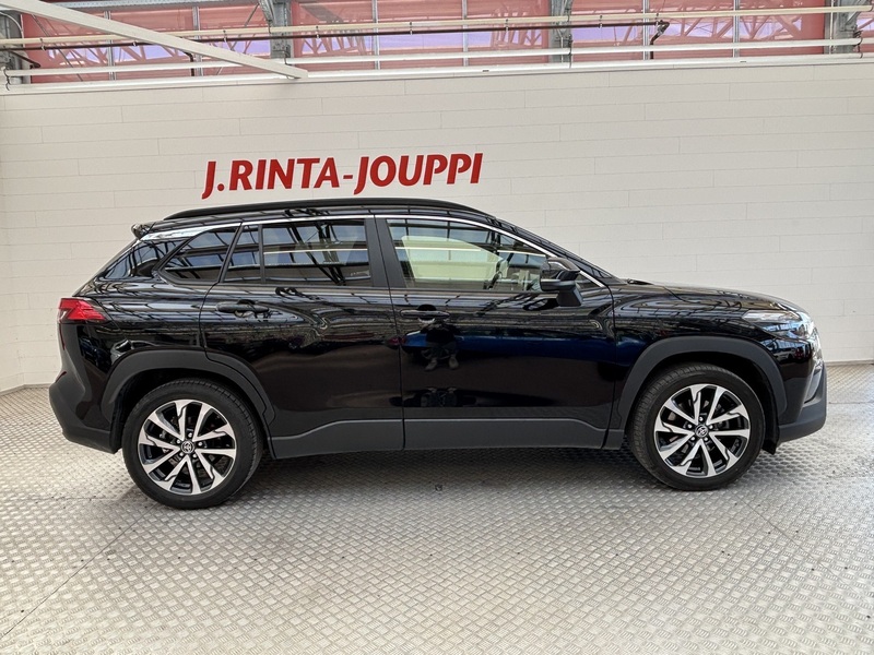 Toyota Corolla Cross vaihtoauto