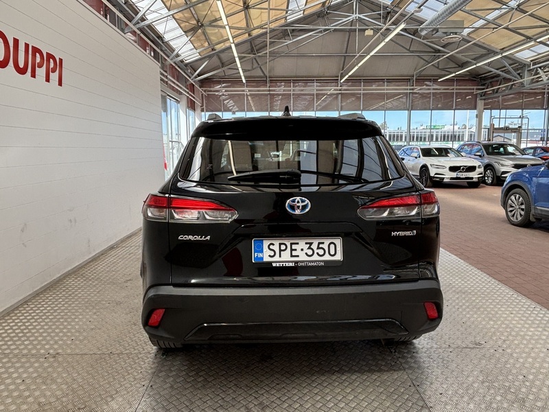 Toyota Corolla Cross vaihtoauto