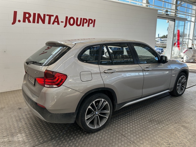 BMW X1 vaihtoauto