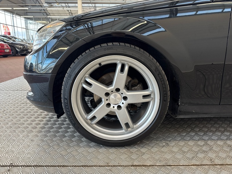 Mercedes-Benz C vaihtoauto
