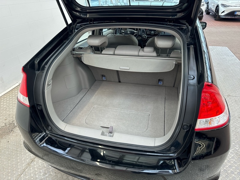 Honda Insight vaihtoauto