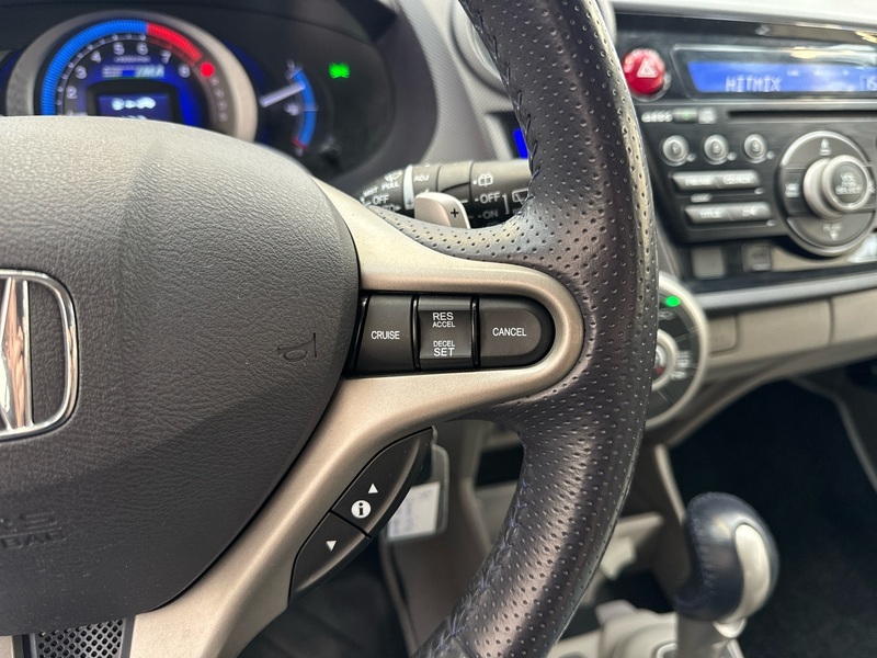 Honda Insight vaihtoauto