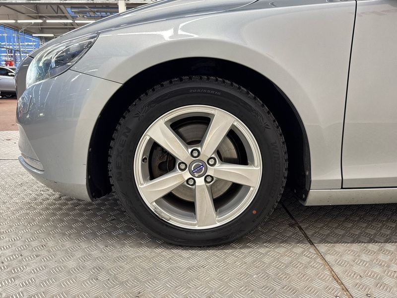 Volvo V40 vaihtoauto