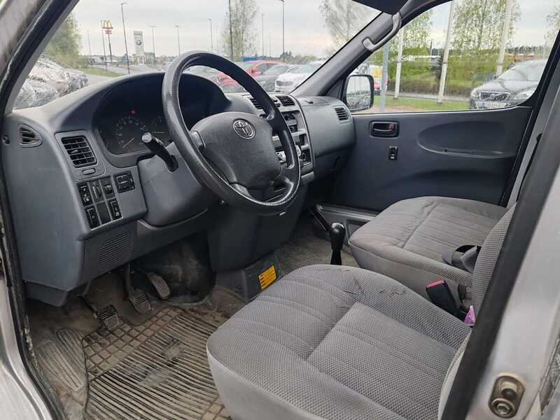 Toyota Hiace vaihtoauto
