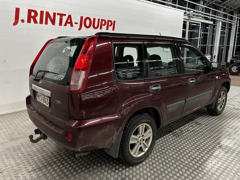 Nissan X-Trail vaihtoauto