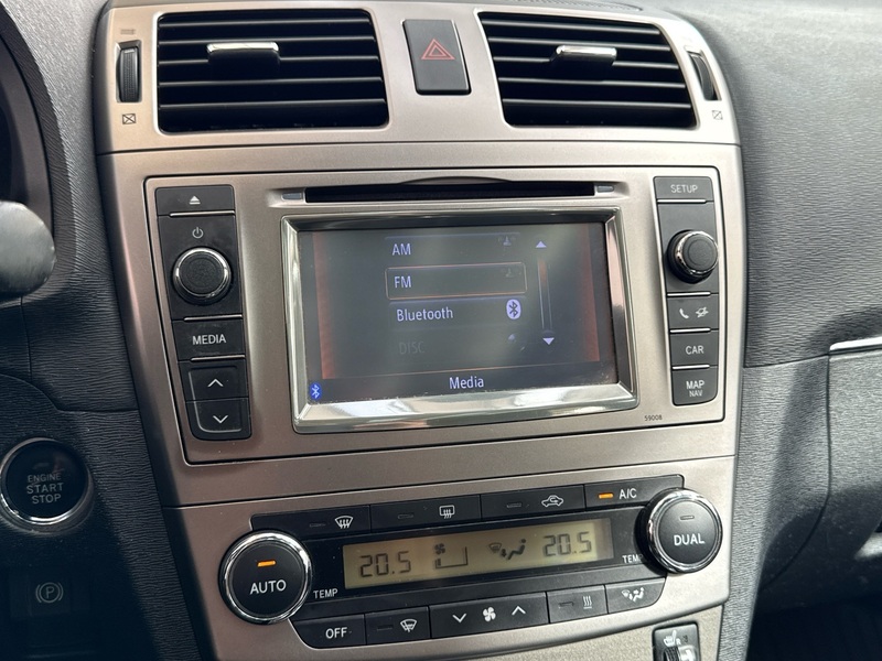 Toyota Avensis vaihtoauto